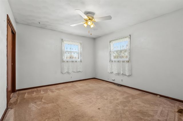 35520 Margurite Lane, Paw Paw, MI 49079