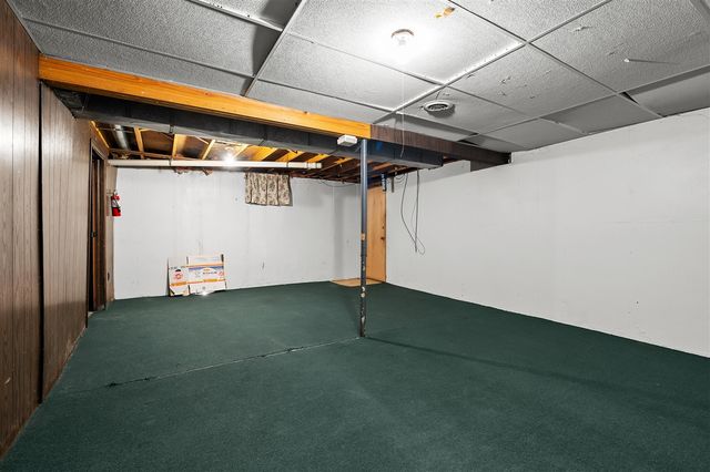 35520 Margurite Lane, Paw Paw, MI 49079