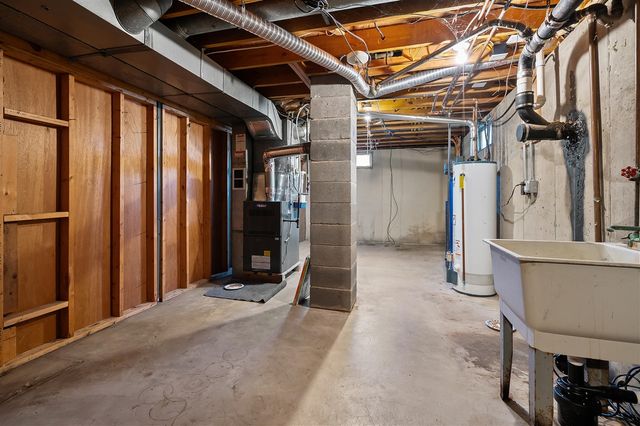 35520 Margurite Lane, Paw Paw, MI 49079