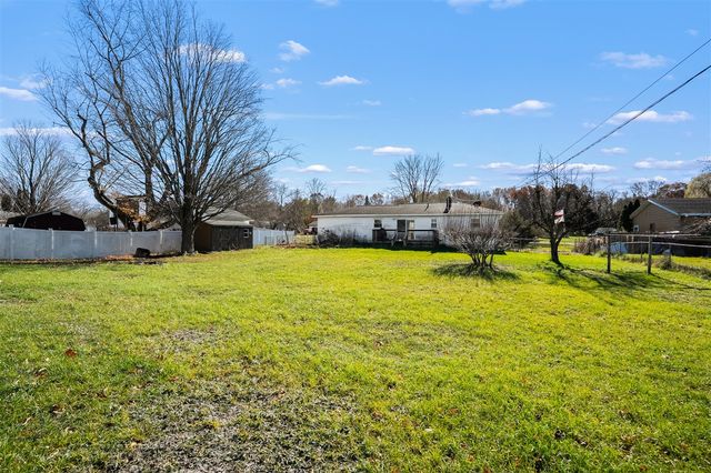 35520 Margurite Lane, Paw Paw, MI 49079