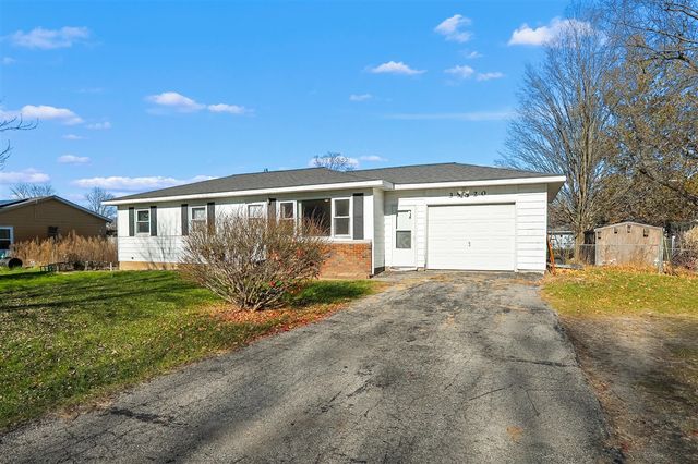 35520 Margurite Lane, Paw Paw, MI 49079