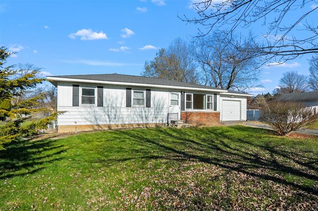 35520 Margurite Lane, Paw Paw, MI 49079