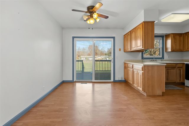 35520 Margurite Lane, Paw Paw, MI 49079