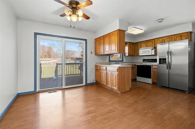 35520 Margurite Lane, Paw Paw, MI 49079