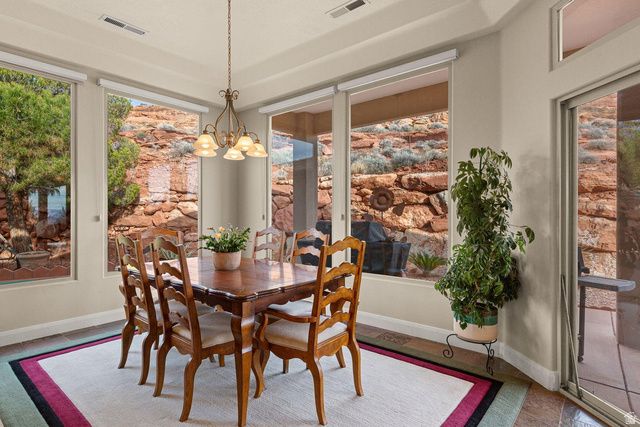 1654 N STARLING CIR, St. George, UT 84770