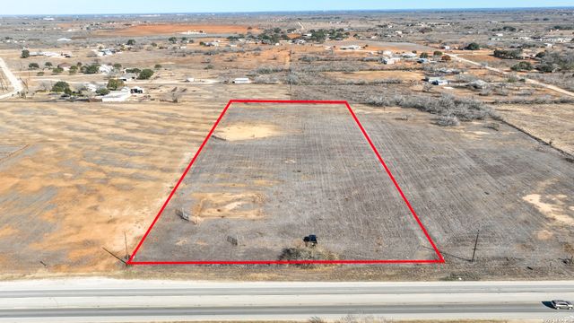 000 Highway 16, Jourdanton, TX 78026