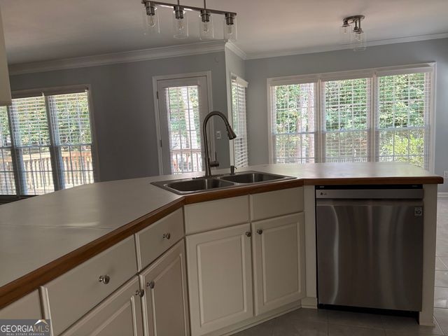 6221 Woodlore Drive NW, Acworth, GA 30101