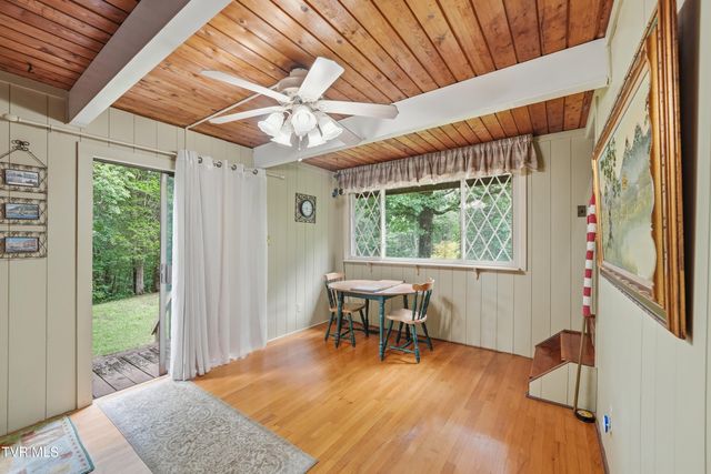415 Berry Road, Bulls Gap, TN 37711