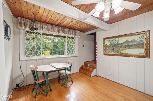 415 Berry Road, Bulls Gap, TN 37711