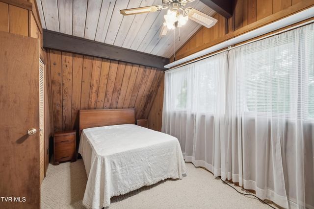 415 Berry Road, Bulls Gap, TN 37711