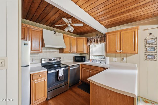 415 Berry Road, Bulls Gap, TN 37711