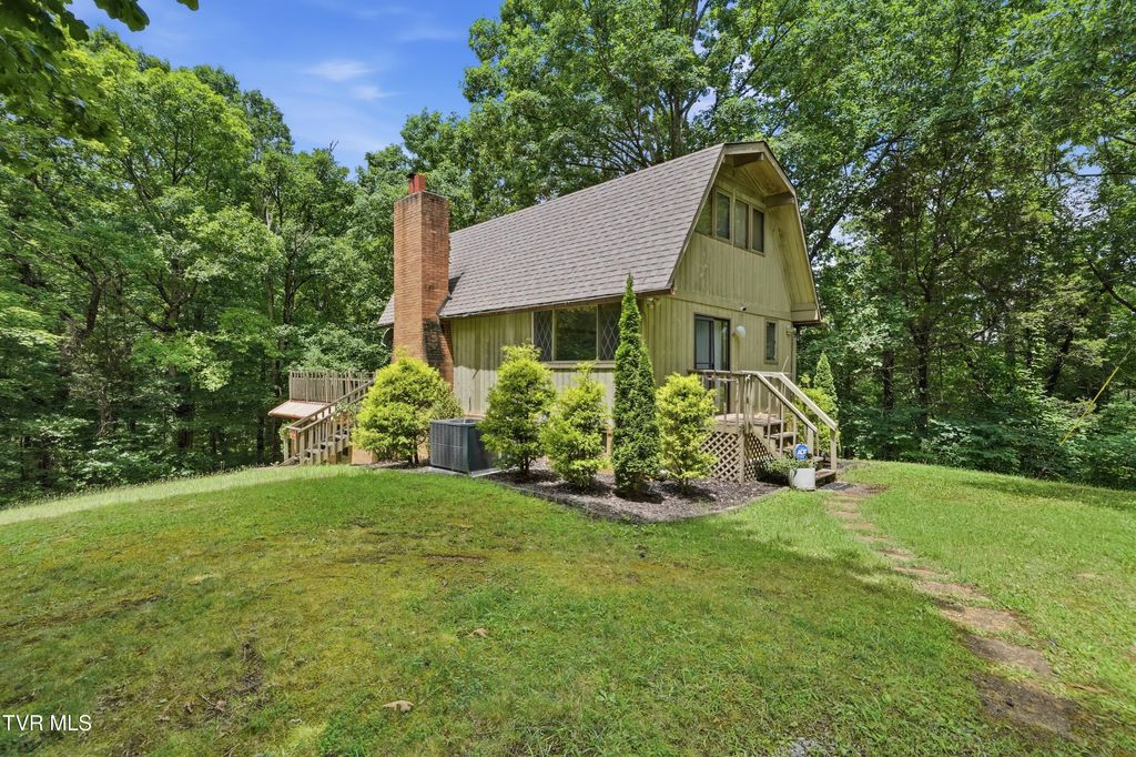 415 Berry Road, Bulls Gap, TN 37711