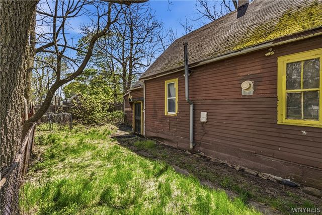 67 Halbert Street, Buffalo, NY 14214