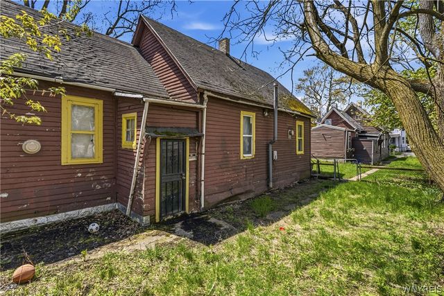 67 Halbert Street, Buffalo, NY 14214