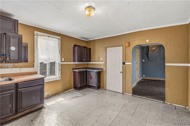 67 Halbert Street, Buffalo, NY 14214