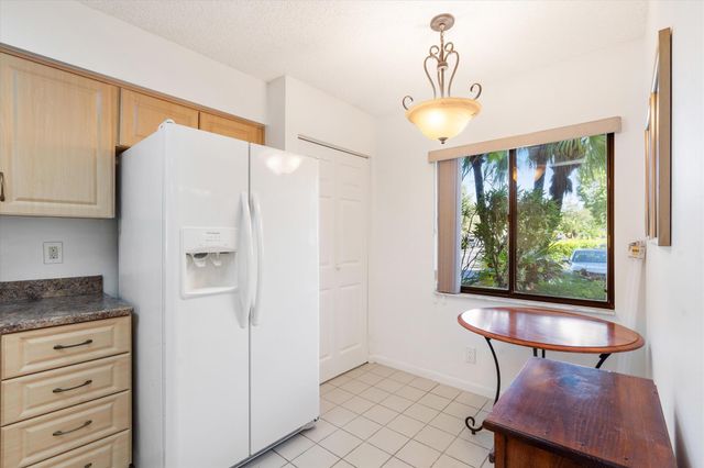 7290 Kinghurst 108 Drive 108, Delray Beach, FL 33446