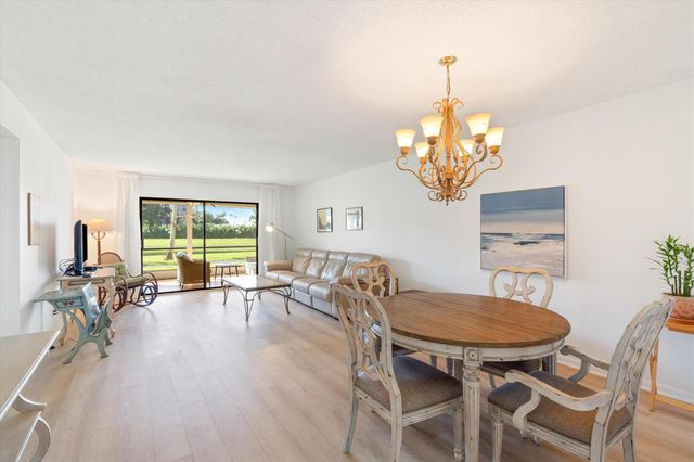 7290 Kinghurst 108 Drive 108, Delray Beach, FL 33446