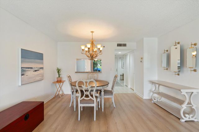 7290 Kinghurst 108 Drive 108, Delray Beach, FL 33446