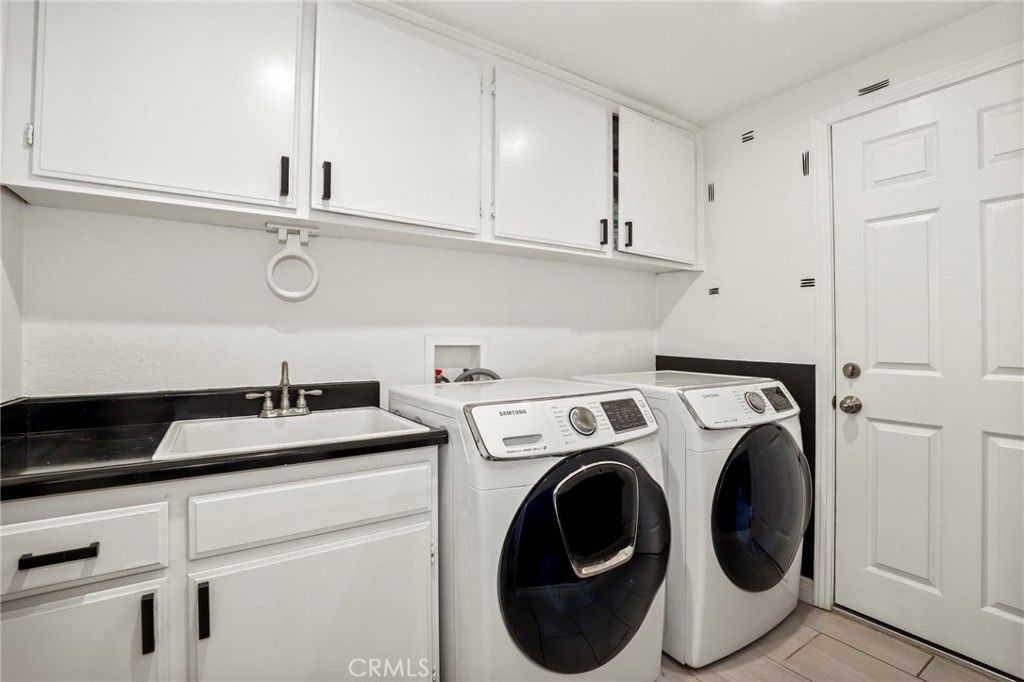 Image 27 of property listing at 3329 Montellano Avenue, Palmdale, CA 93551