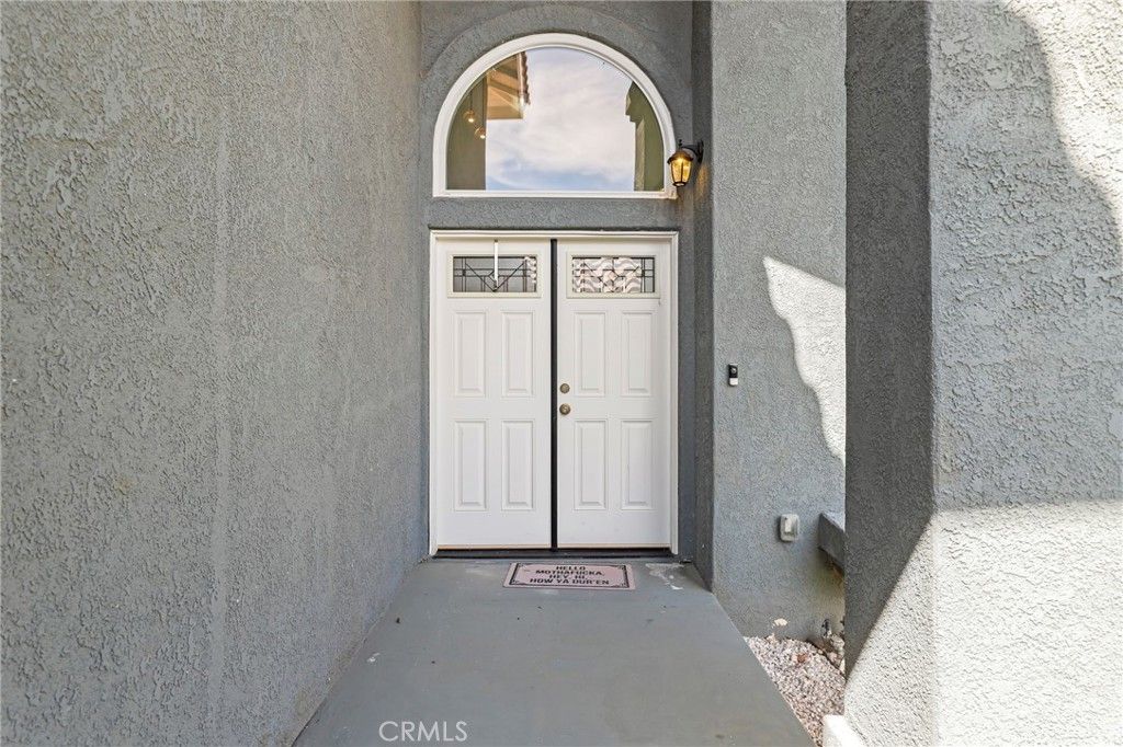 Image 3 of property listing at 3329 Montellano Avenue, Palmdale, CA 93551