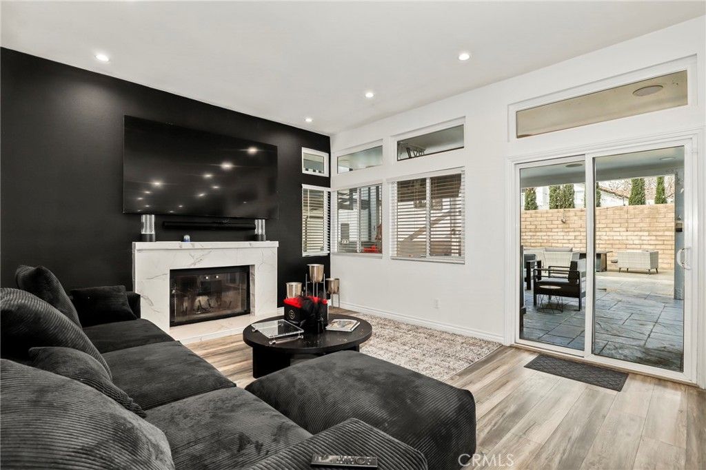 Image 9 of property listing at 3329 Montellano Avenue, Palmdale, CA 93551