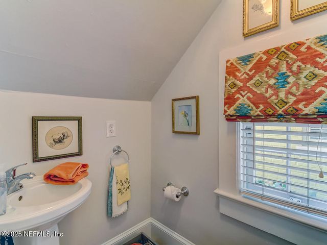 2117 RIVER Boulevard, Jacksonville, FL 32204