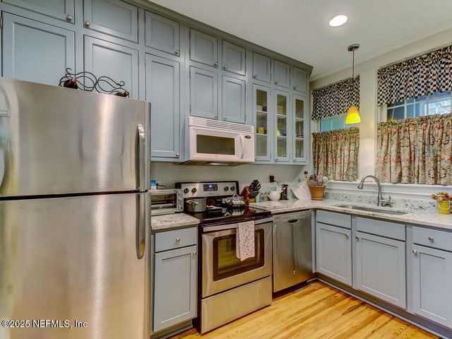 2117 RIVER Boulevard, Jacksonville, FL 32204