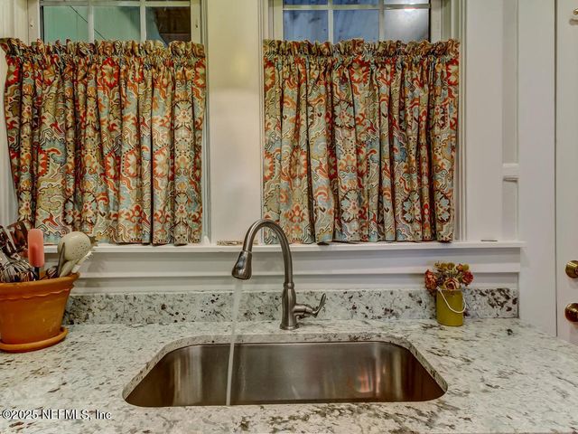 2117 RIVER Boulevard, Jacksonville, FL 32204