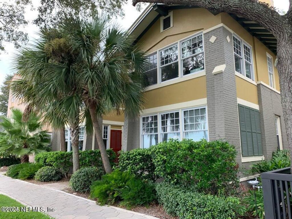 2117 RIVER Boulevard, Jacksonville, FL 32204