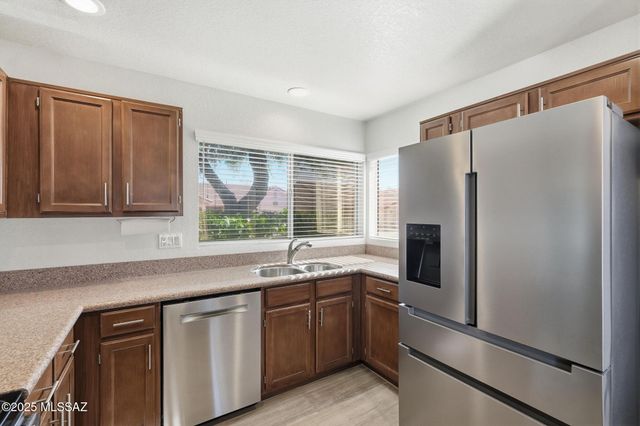 3592 W Sky Ridge Loop, Tucson, AZ 85742