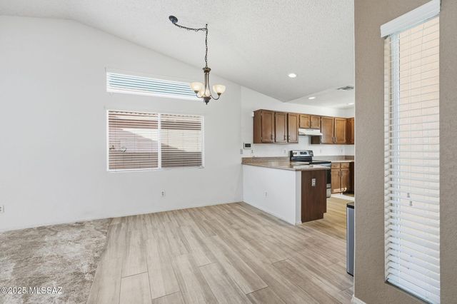 3592 W Sky Ridge Loop, Tucson, AZ 85742