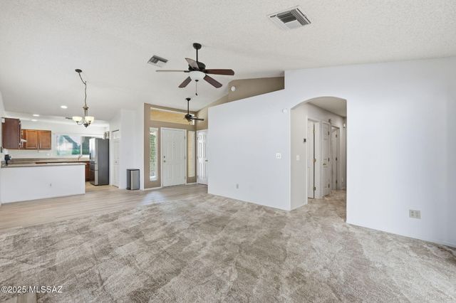 3592 W Sky Ridge Loop, Tucson, AZ 85742