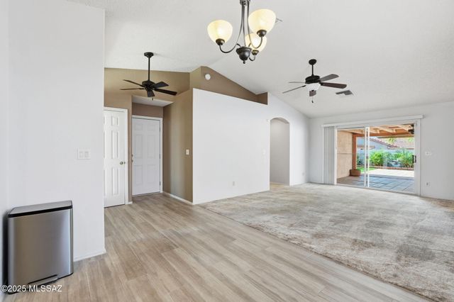 3592 W Sky Ridge Loop, Tucson, AZ 85742