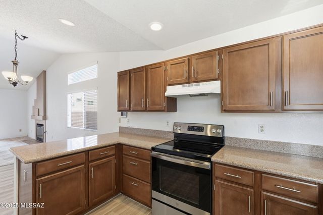 3592 W Sky Ridge Loop, Tucson, AZ 85742