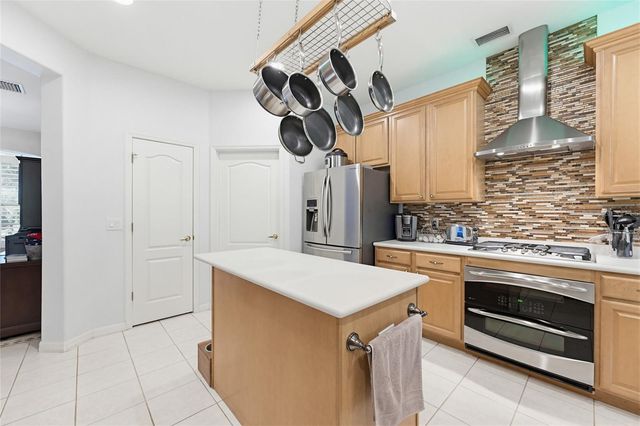 62 CAMELOT RIDGE DRIVE, Brandon, FL 33511