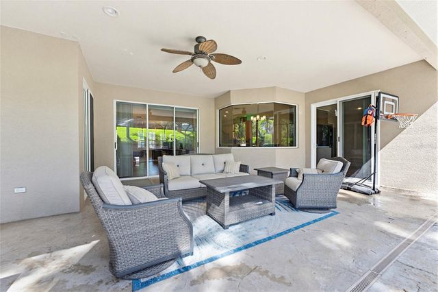62 CAMELOT RIDGE DRIVE, Brandon, FL 33511