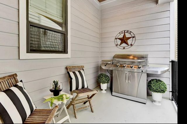 5307 Lillian Street A, Houston, TX 77007