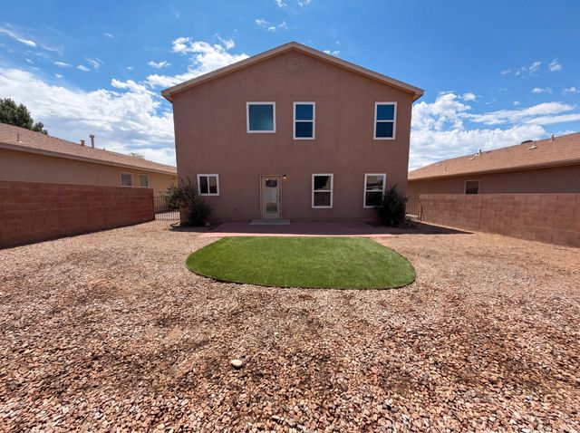 1309 Spruce Meadows Drive NE, Rio Rancho, NM 87144