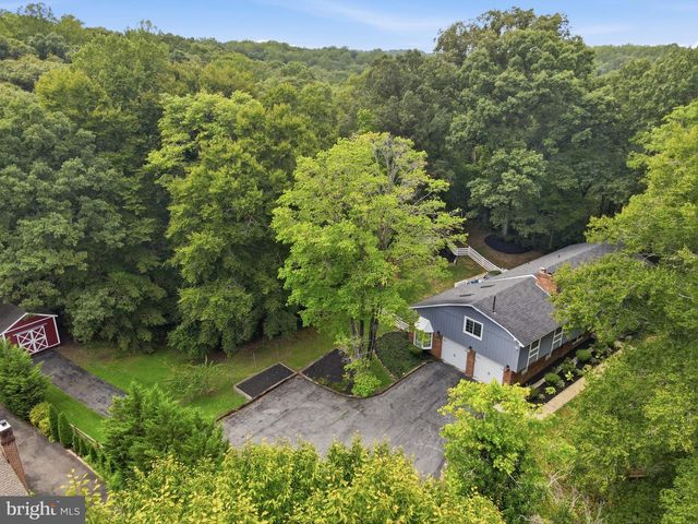 2110 HALLMARK DR, Gambrills, MD 21054