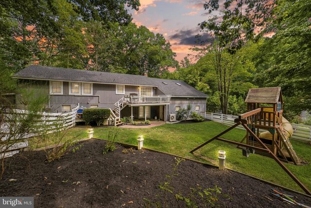 2110 HALLMARK DR, Gambrills, MD 21054
