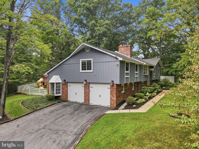 2110 HALLMARK DR, Gambrills, MD 21054