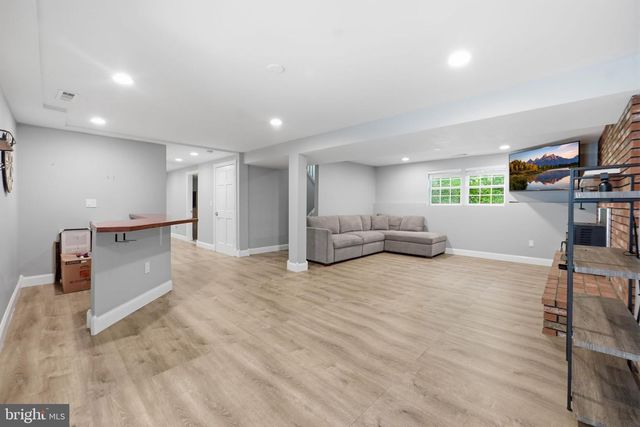 2110 HALLMARK DR, Gambrills, MD 21054