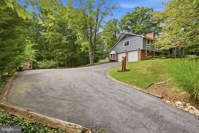 2110 HALLMARK DR, Gambrills, MD 21054