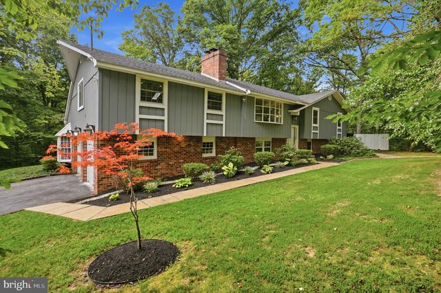 2110 HALLMARK DR, Gambrills, MD 21054