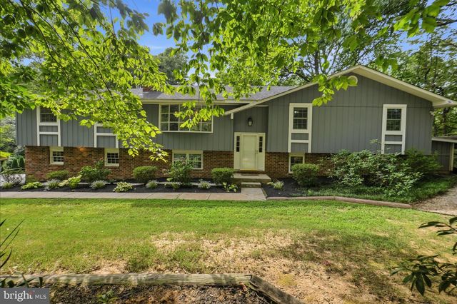 2110 HALLMARK DR, Gambrills, MD 21054