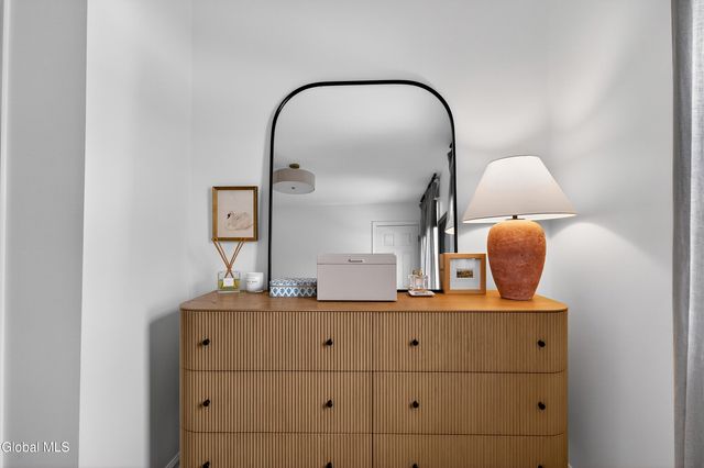 8 Corina Court, Watervliet, NY 12189