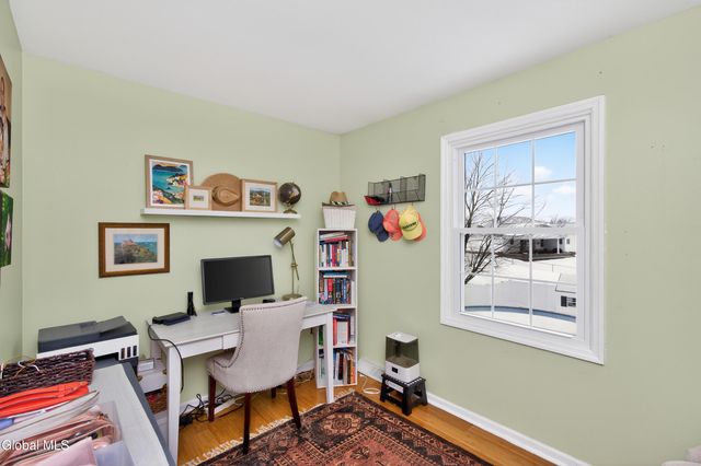 8 Corina Court, Watervliet, NY 12189