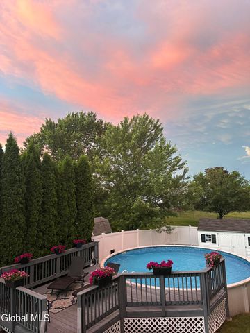 8 Corina Court, Watervliet, NY 12189