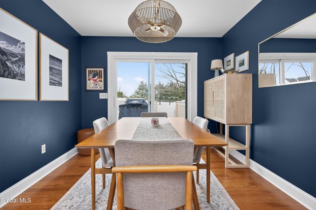 8 Corina Court, Watervliet, NY 12189