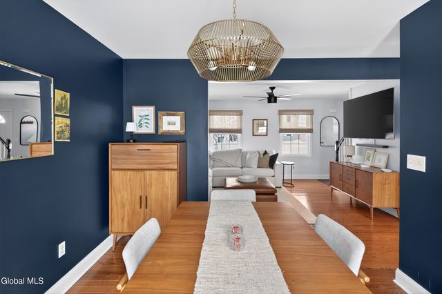 8 Corina Court, Watervliet, NY 12189